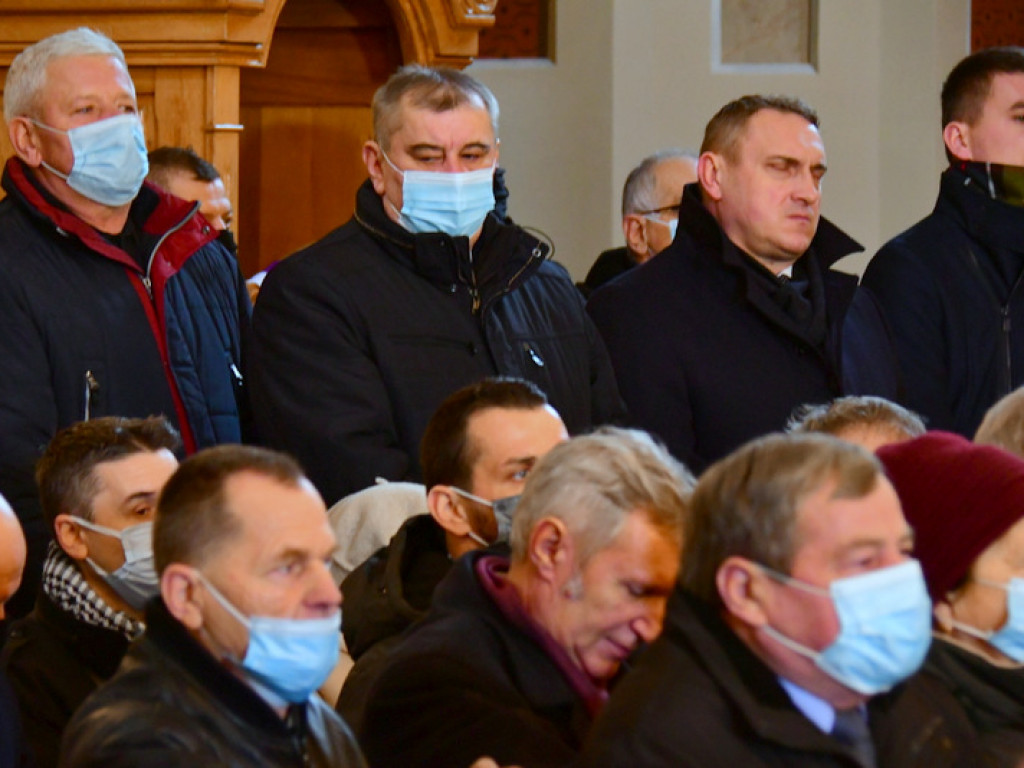 Regionalne obchody 40. rocznicy wprowadzenia stanu wojennego. Uczczono Józefa Krzysztofa Gizę i wszystkie ofiary walki komunistów z narodem (FOTO)
