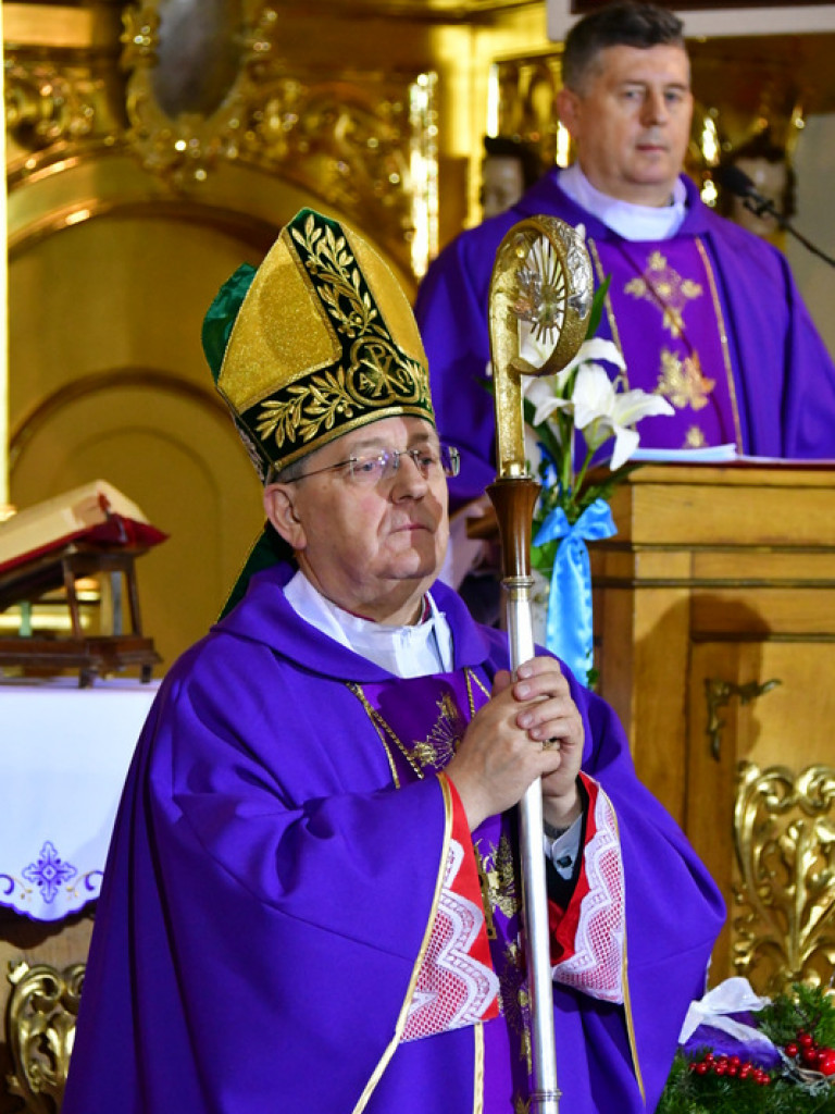 Regionalne obchody 40. rocznicy wprowadzenia stanu wojennego. Uczczono Józefa Krzysztofa Gizę i wszystkie ofiary walki komunistów z narodem (FOTO)