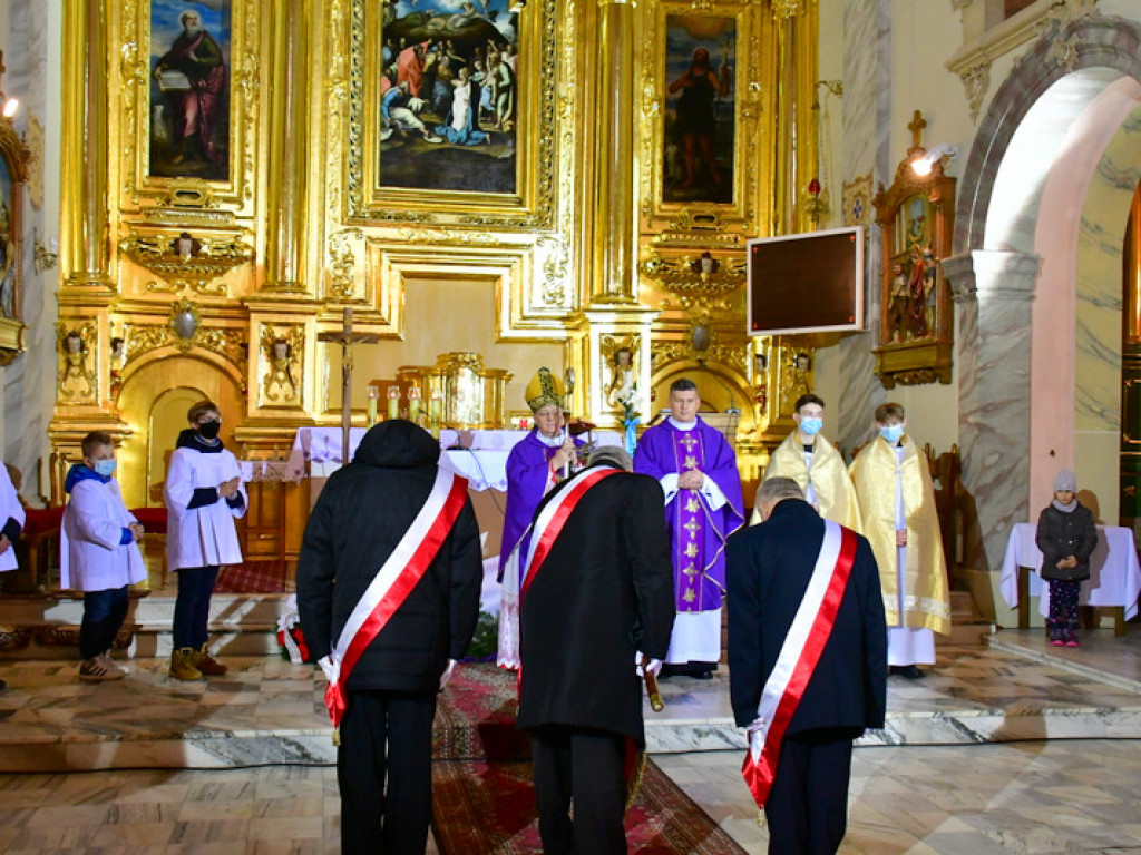 Regionalne obchody 40. rocznicy wprowadzenia stanu wojennego. Uczczono Józefa Krzysztofa Gizę i wszystkie ofiary walki komunistów z narodem (FOTO)