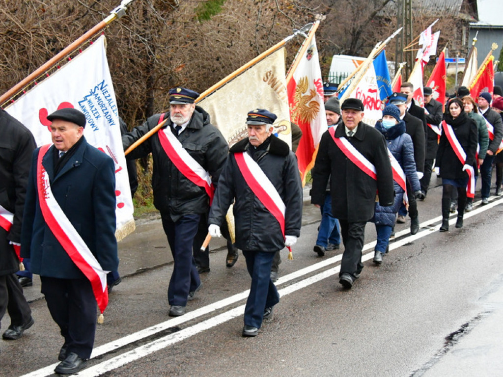 Regionalne obchody 40. rocznicy wprowadzenia stanu wojennego. Uczczono Józefa Krzysztofa Gizę i wszystkie ofiary walki komunistów z narodem (FOTO)