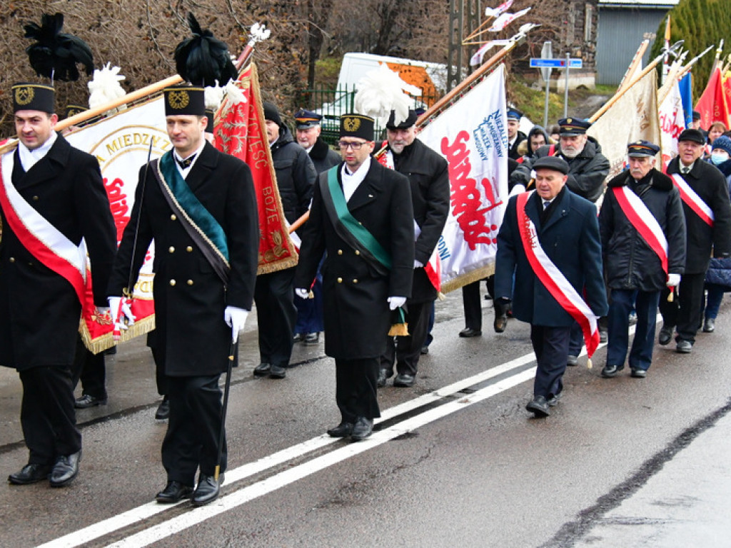 Regionalne obchody 40. rocznicy wprowadzenia stanu wojennego. Uczczono Józefa Krzysztofa Gizę i wszystkie ofiary walki komunistów z narodem (FOTO)
