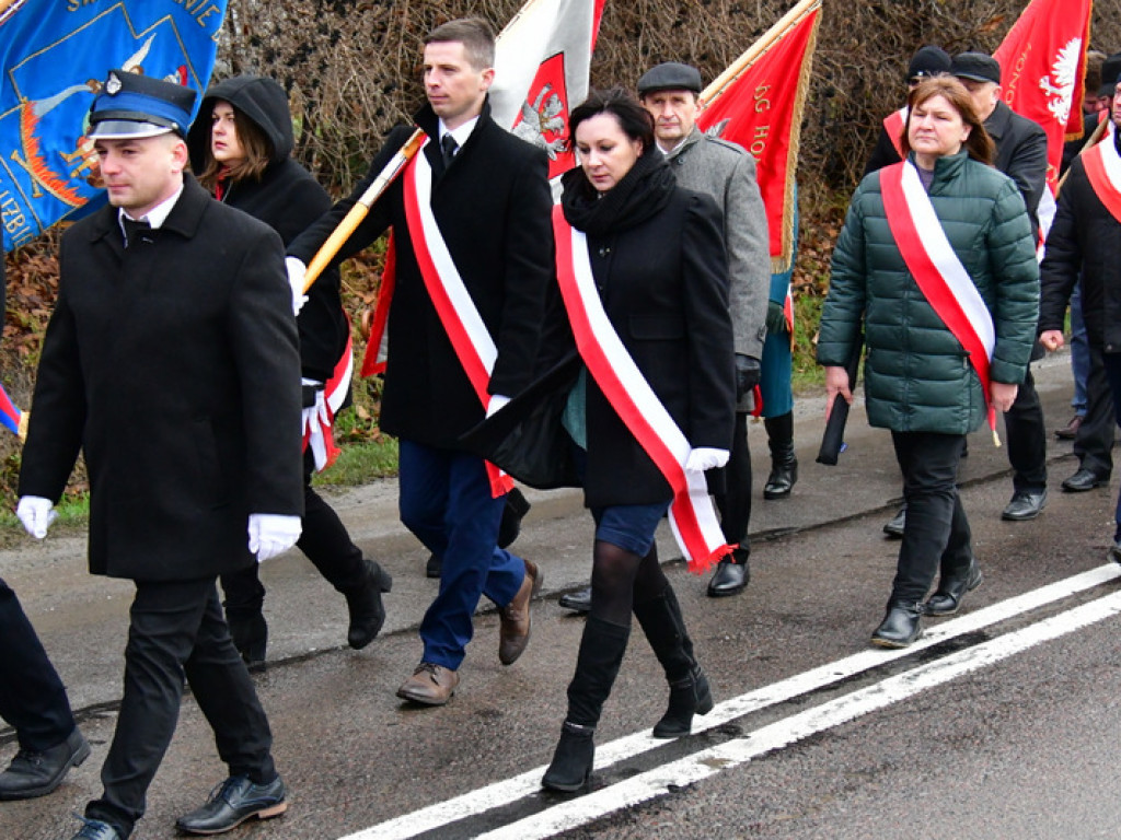 Regionalne obchody 40. rocznicy wprowadzenia stanu wojennego. Uczczono Józefa Krzysztofa Gizę i wszystkie ofiary walki komunistów z narodem (FOTO)