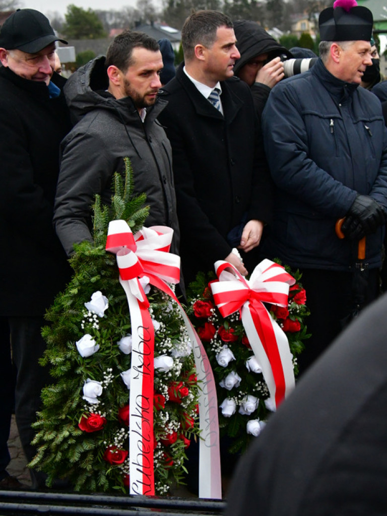 Regionalne obchody 40. rocznicy wprowadzenia stanu wojennego. Uczczono Józefa Krzysztofa Gizę i wszystkie ofiary walki komunistów z narodem (FOTO)