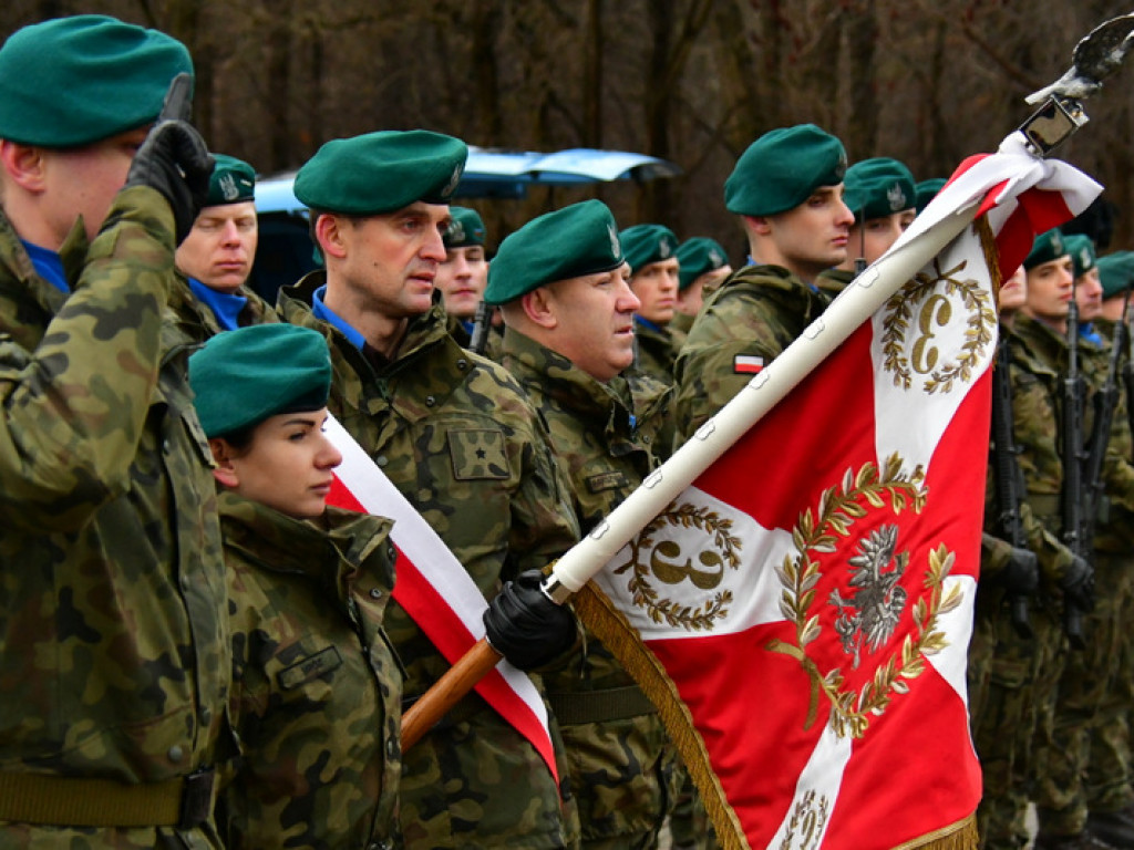 Regionalne obchody 40. rocznicy wprowadzenia stanu wojennego. Uczczono Józefa Krzysztofa Gizę i wszystkie ofiary walki komunistów z narodem (FOTO)