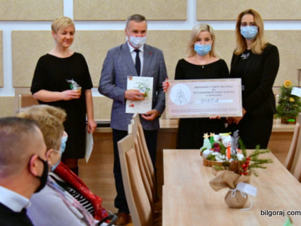 Wsparcie i prezenty dla dzieci z Domu Dziecka w Zwierzyńcu (FOTO)