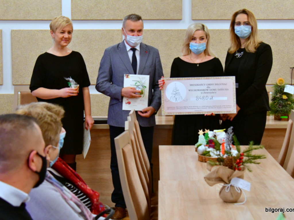 Wsparcie i prezenty dla dzieci z Domu Dziecka w Zwierzyńcu (FOTO)