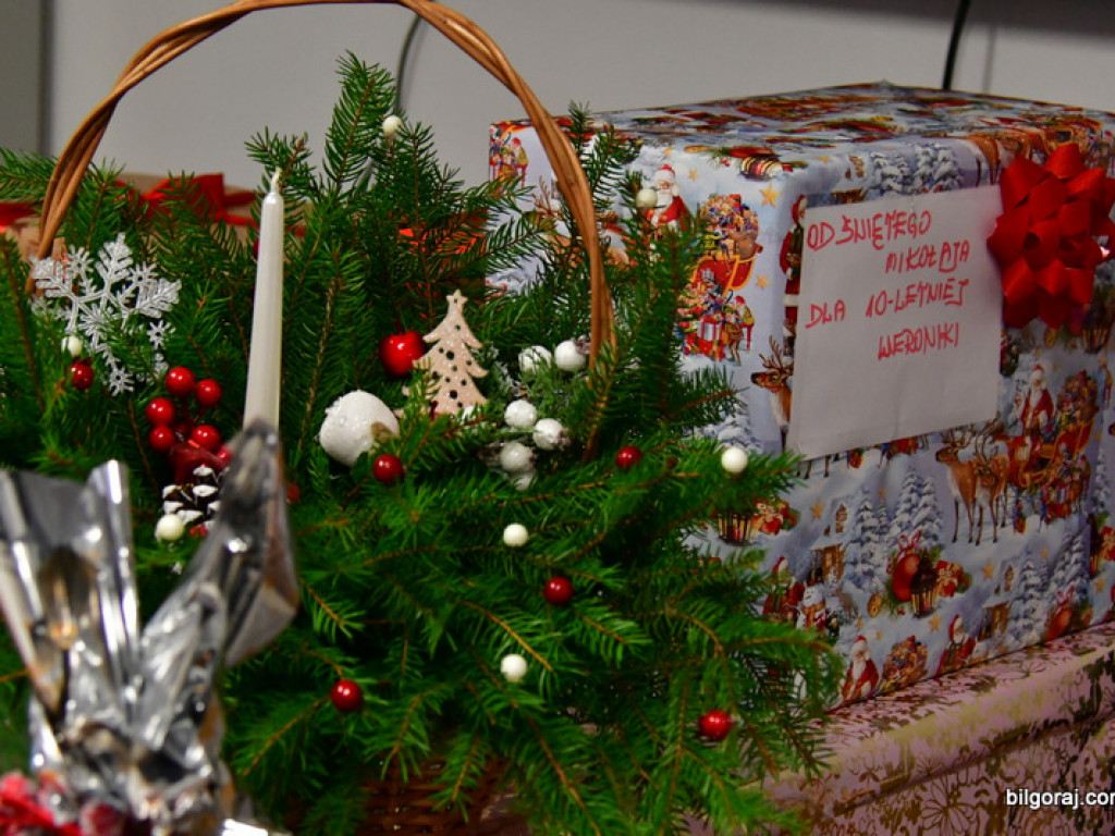 Wsparcie i prezenty dla dzieci z Domu Dziecka w Zwierzyńcu (FOTO)