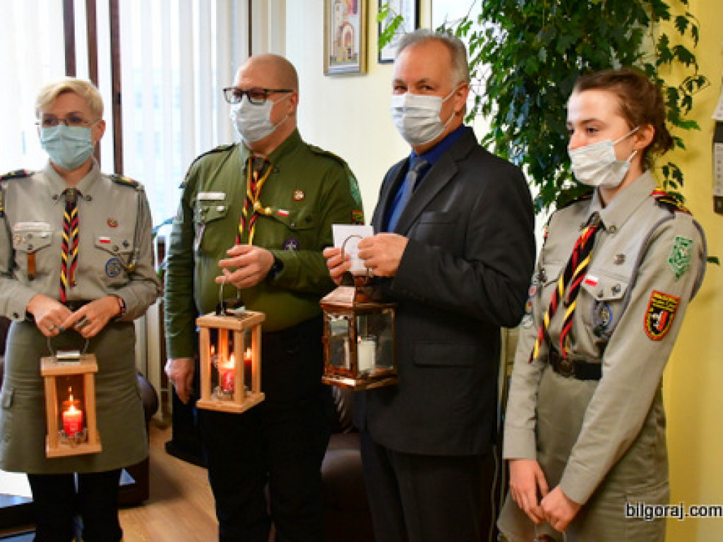 Betlejemskie Światło Pokoju 2021 (FOTO)