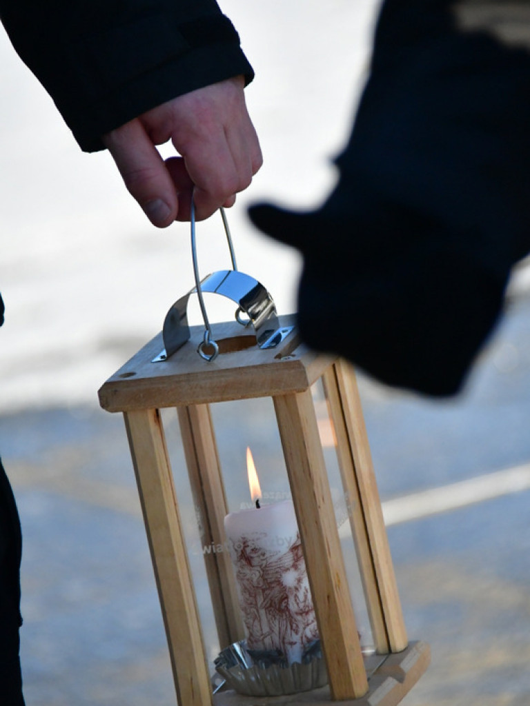 Betlejemskie Światło Pokoju 2021 (FOTO)