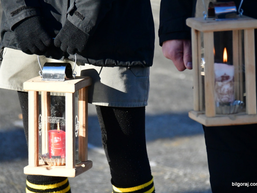 Betlejemskie Światło Pokoju 2021 (FOTO)