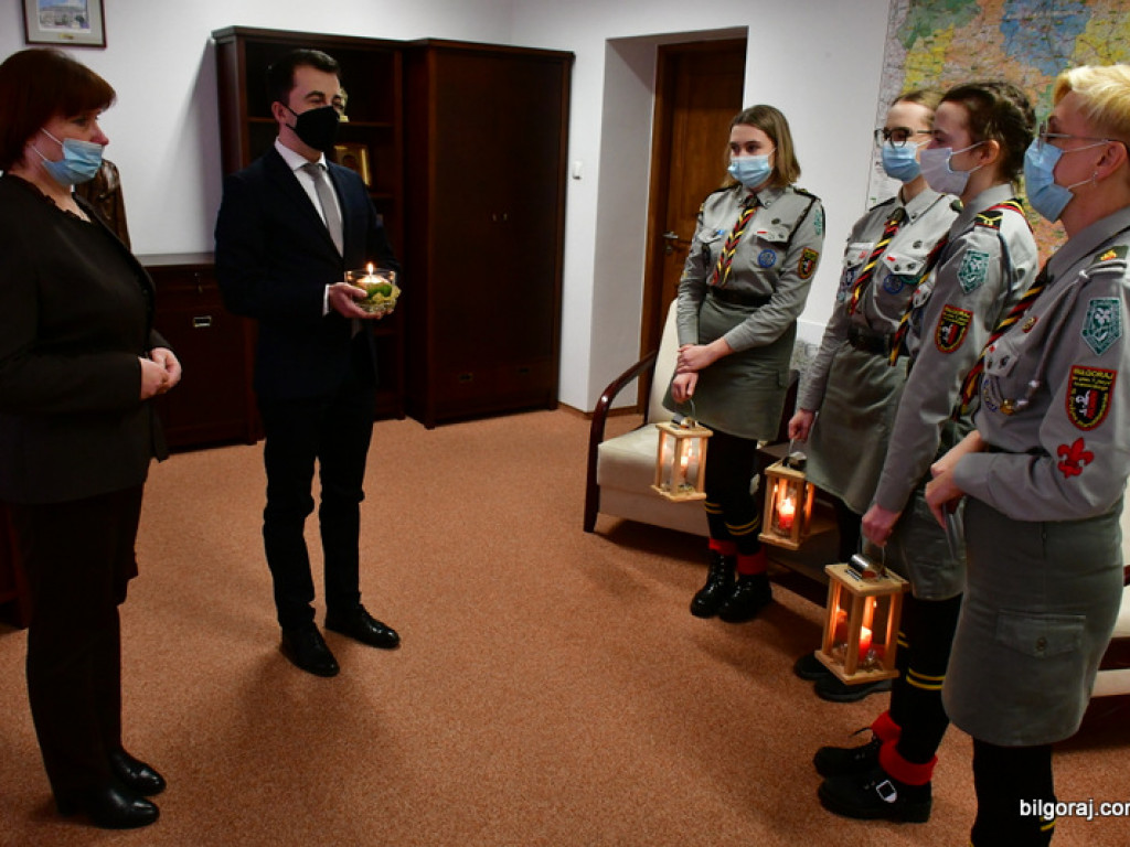 Betlejemskie Światło Pokoju 2021 (FOTO)