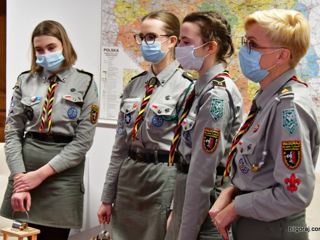 Betlejemskie Światło Pokoju 2021 (FOTO)