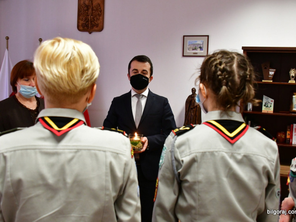 Betlejemskie Światło Pokoju 2021 (FOTO)