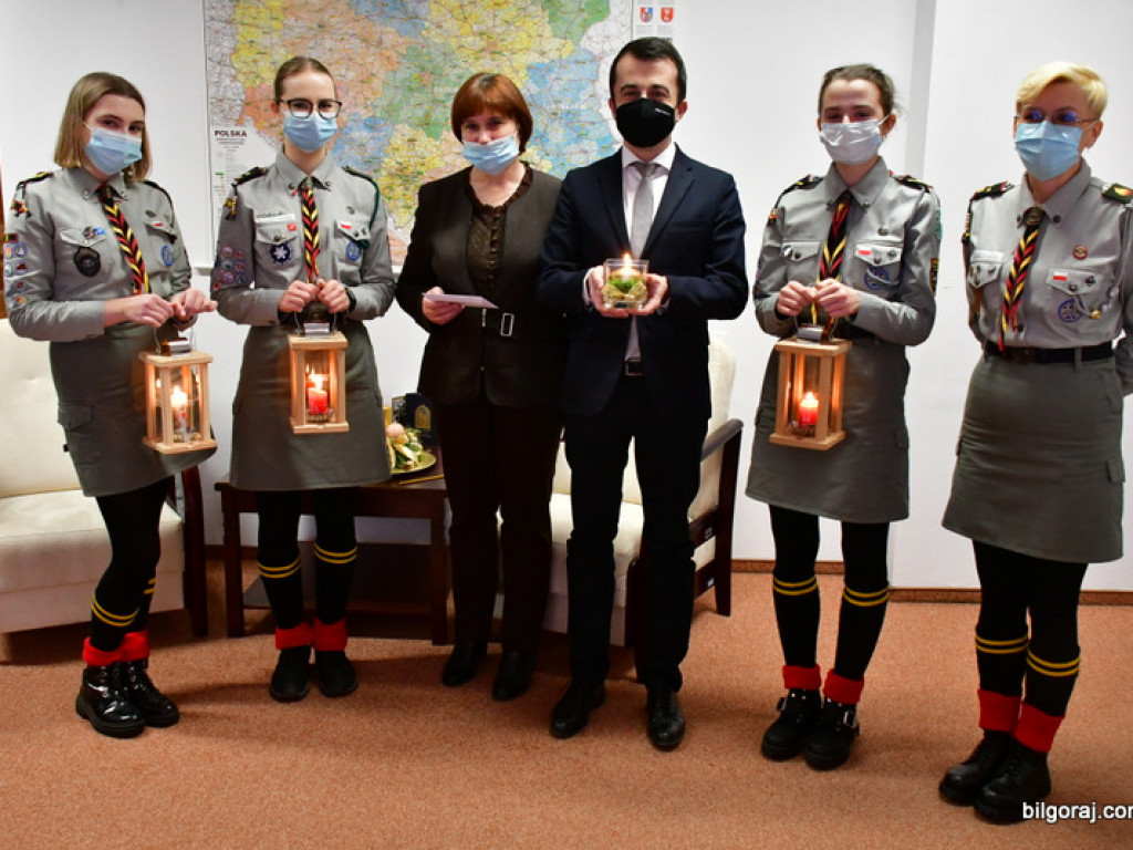 Betlejemskie Światło Pokoju 2021 (FOTO)