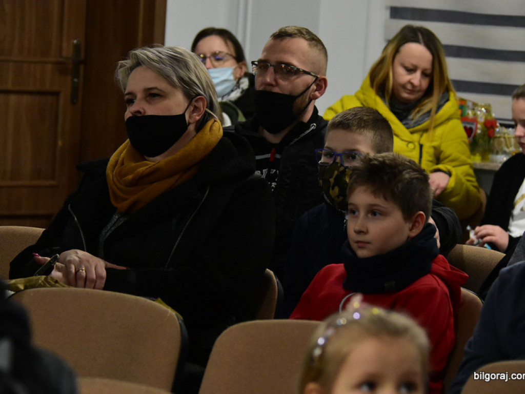 Dzieci przygotowały ozdoby na choinkę dla św. Jana Pawła II (FOTO)