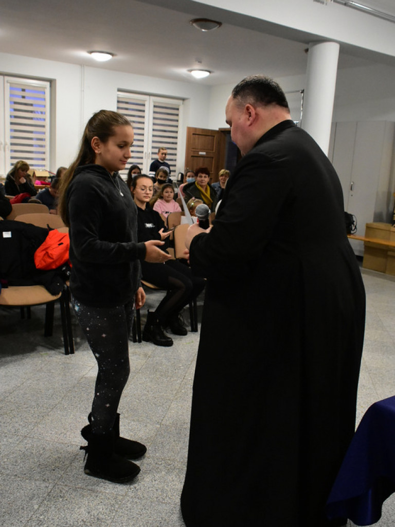 Dzieci przygotowały ozdoby na choinkę dla św. Jana Pawła II (FOTO)