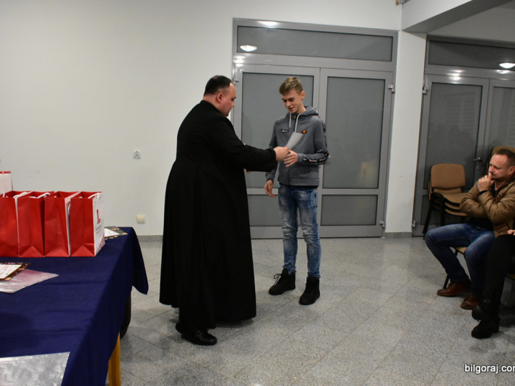 Dzieci przygotowały ozdoby na choinkę dla św. Jana Pawła II (FOTO)