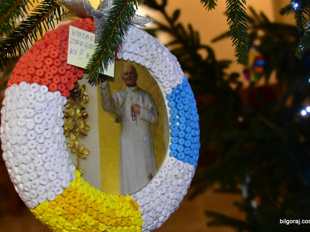 Dzieci przygotowały ozdoby na choinkę dla św. Jana Pawła II (FOTO)