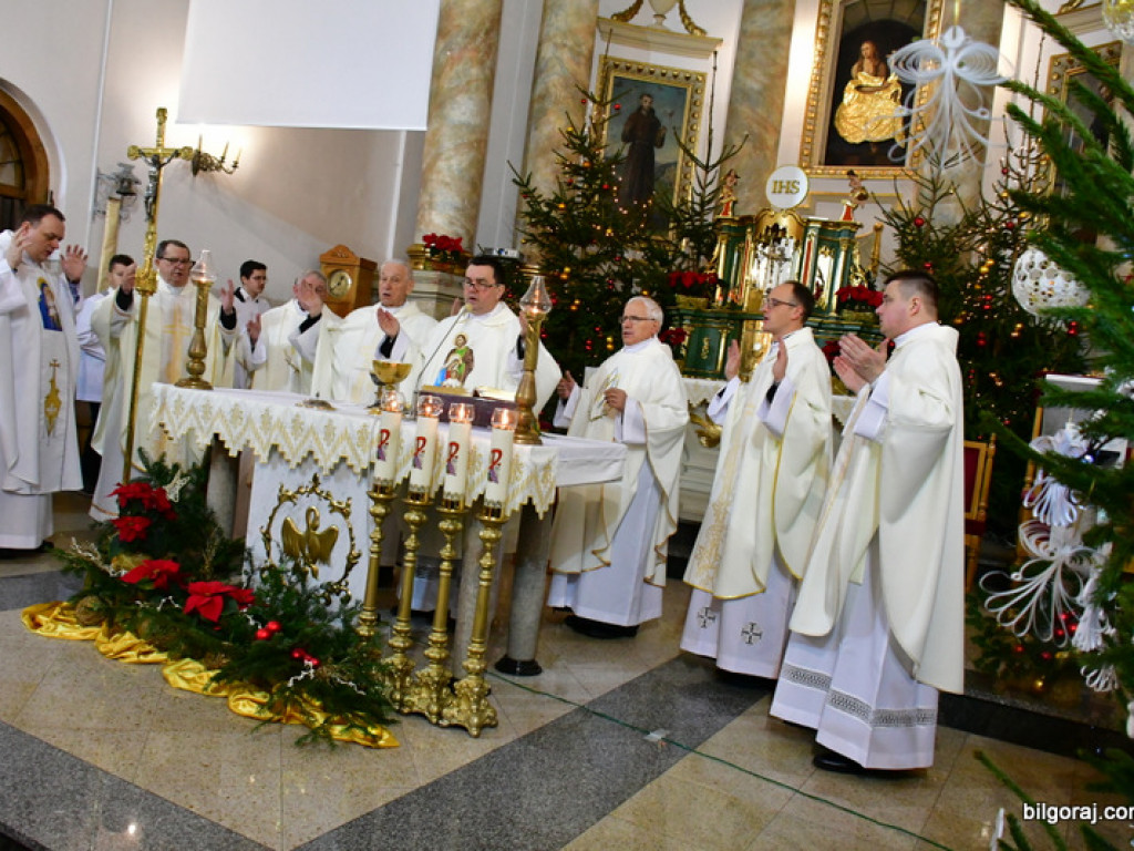 Bóg się rodzi, moc truchleje - radość Łaski Boga! (FOTO)
