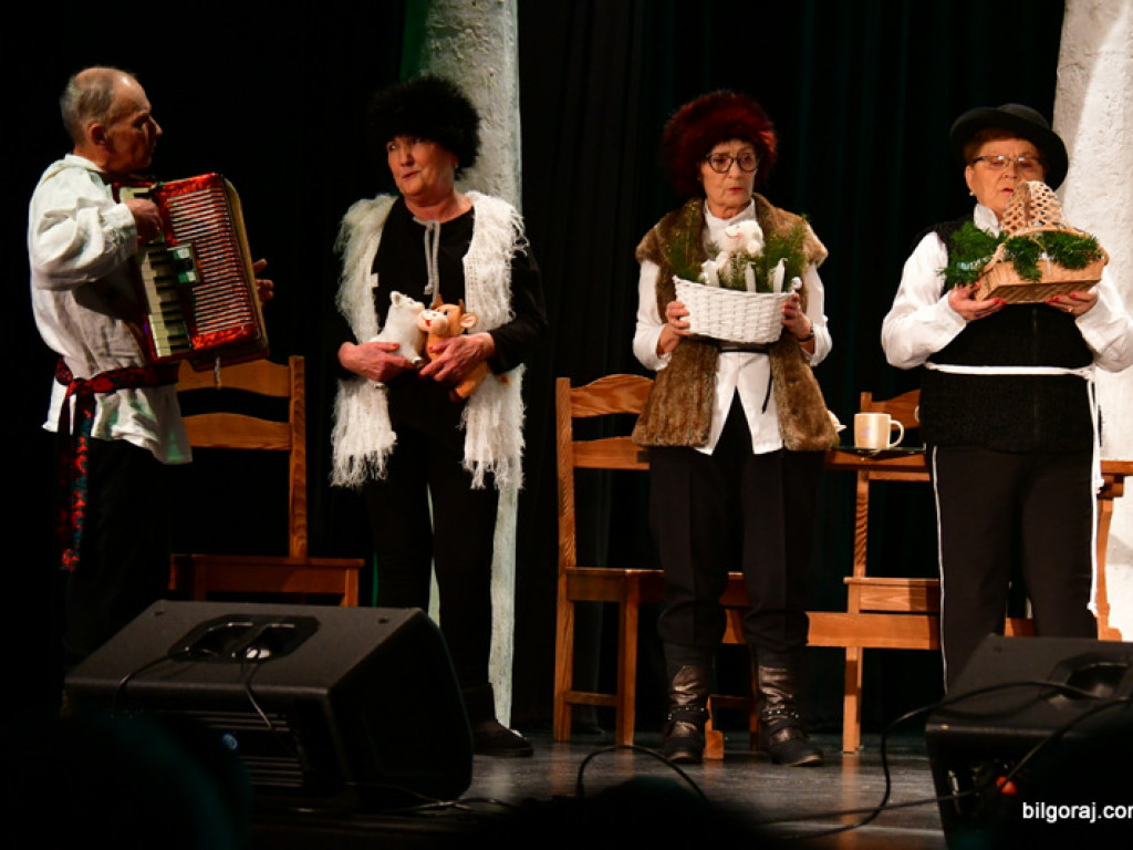 Jasełka w wykonaniu słuchaczy UTW Biłgoraj (FOTO)