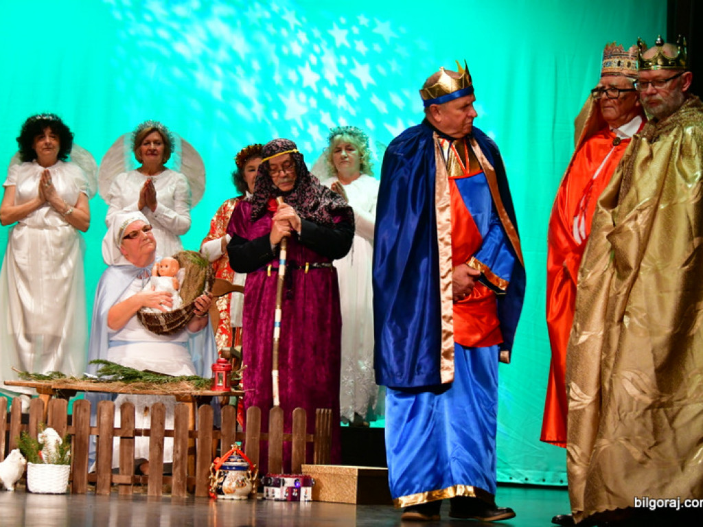 Jasełka w wykonaniu słuchaczy UTW Biłgoraj (FOTO)
