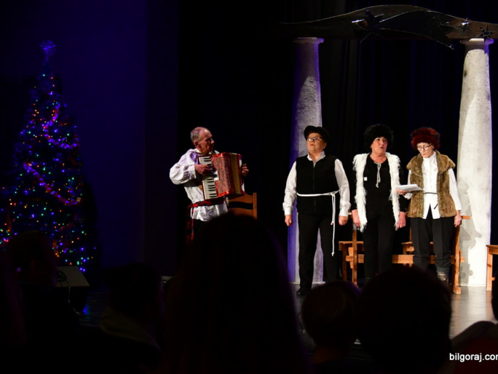 Jasełka w wykonaniu słuchaczy UTW Biłgoraj (FOTO)