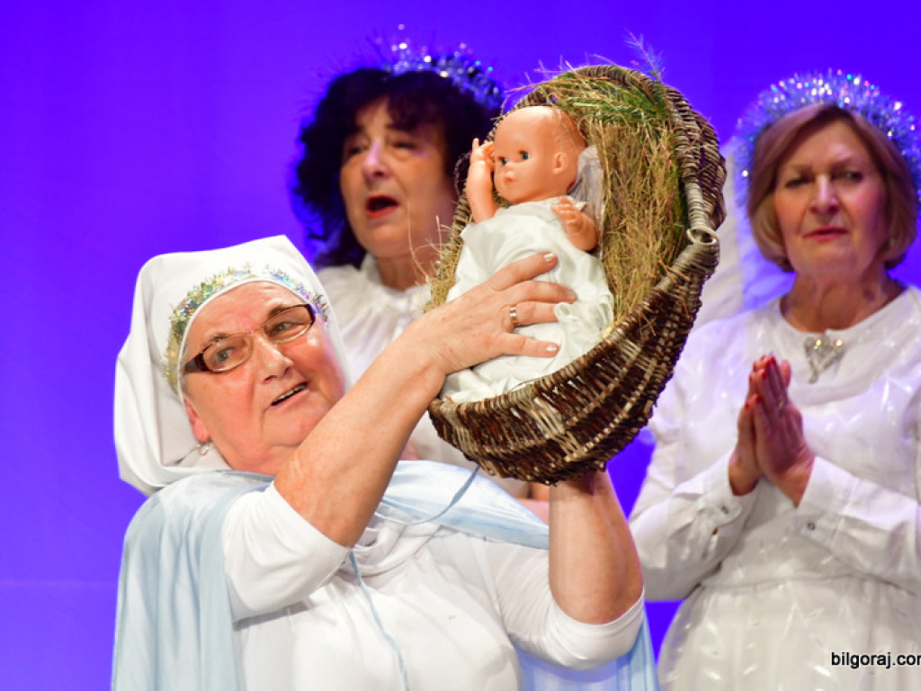 Jasełka w wykonaniu słuchaczy UTW Biłgoraj (FOTO)