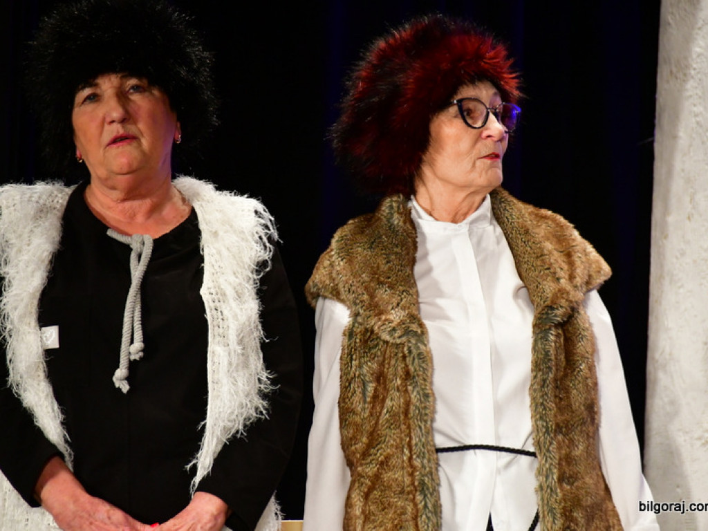 Jasełka w wykonaniu słuchaczy UTW Biłgoraj (FOTO)