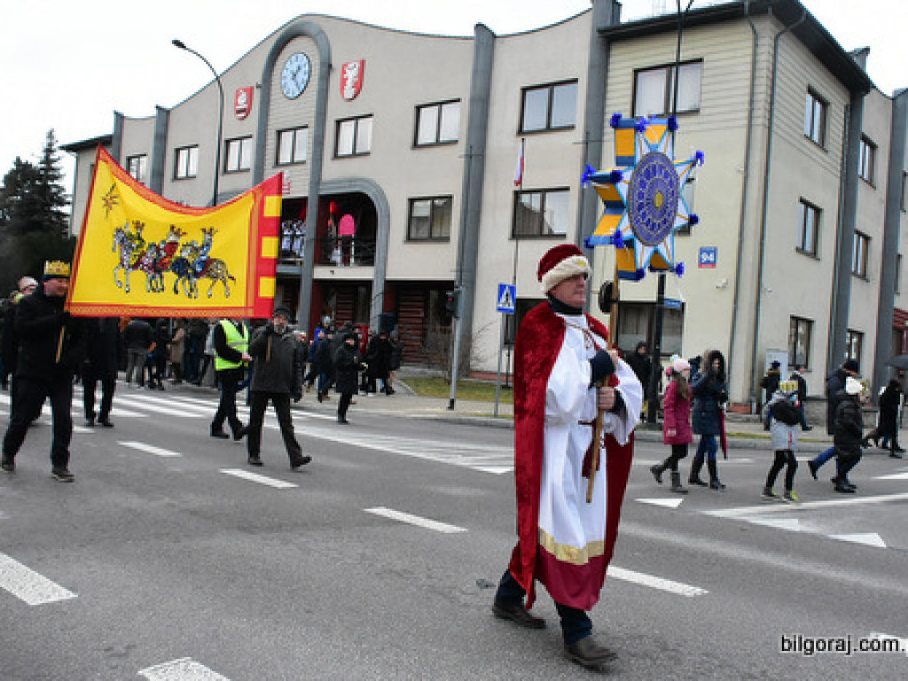 Orszak Trzech Króli przeszedł ulicami Biłgoraja (FOTO)