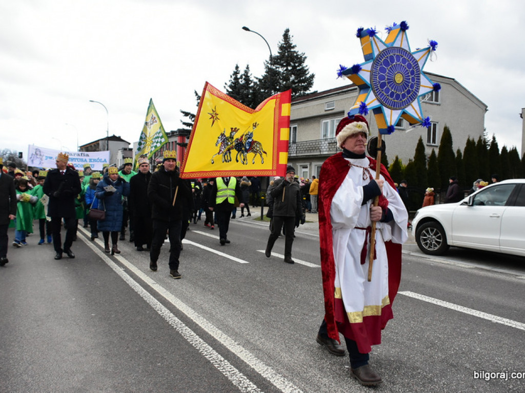 Orszak Trzech Króli przeszedł ulicami Biłgoraja (FOTO)