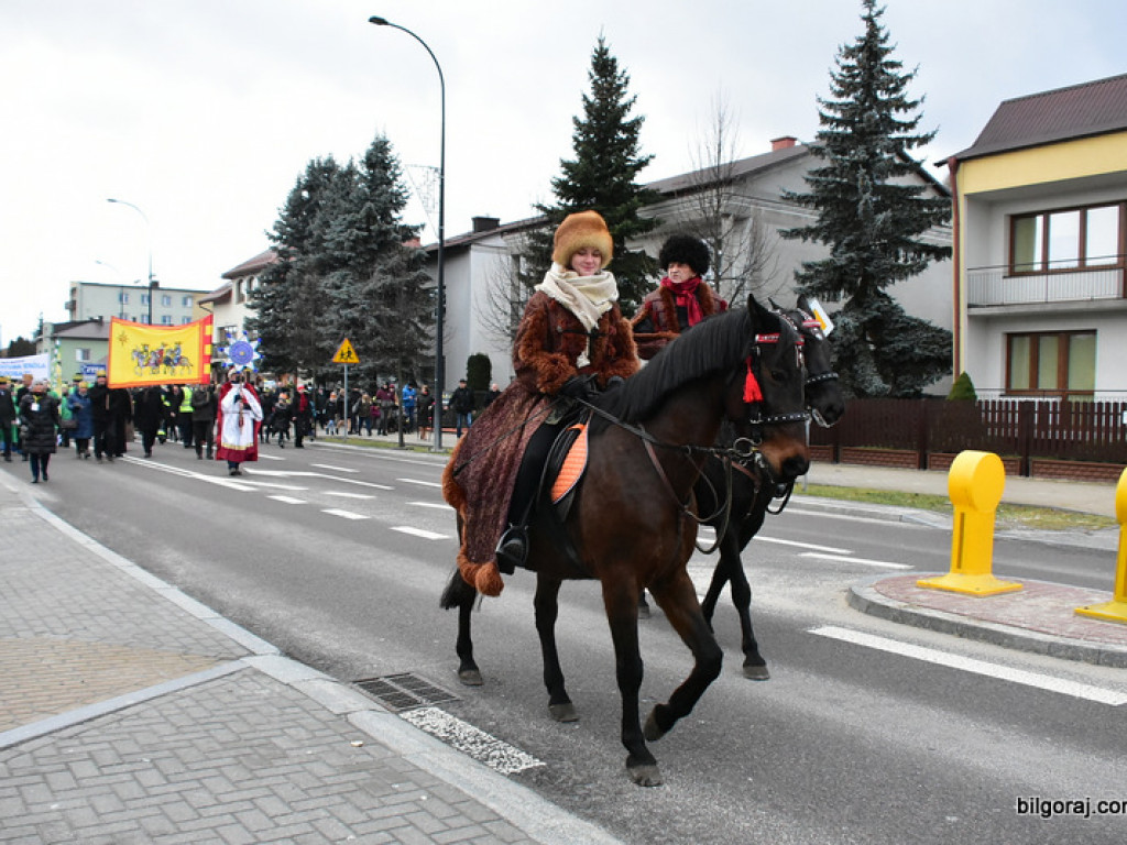 Orszak Trzech Króli przeszedł ulicami Biłgoraja (FOTO)