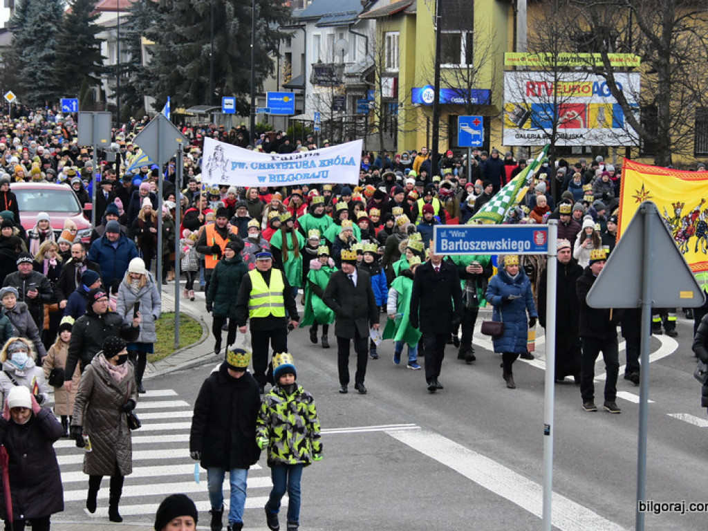 Orszak Trzech Króli przeszedł ulicami Biłgoraja (FOTO)