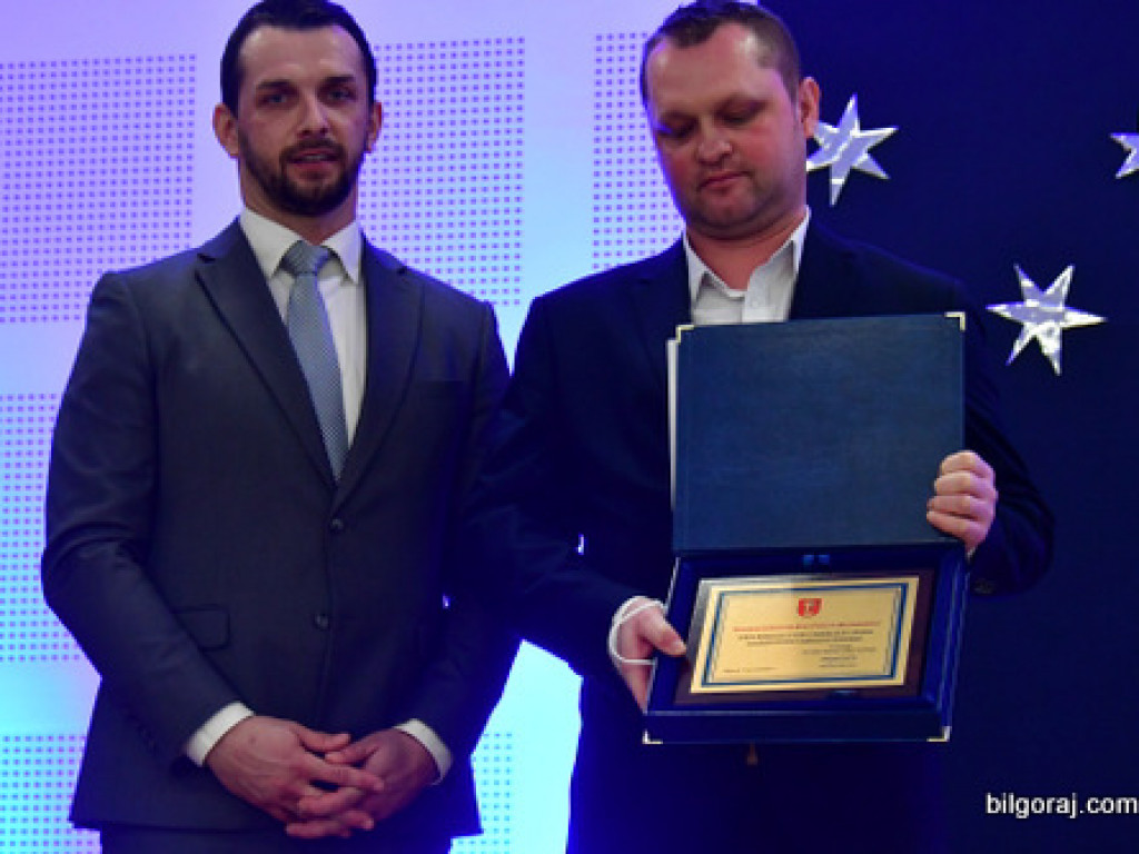 Spotkanie opłatkowe krwiodawców i jubileuszowa akcja poboru krwi w Majdanie Starym (FOTO)