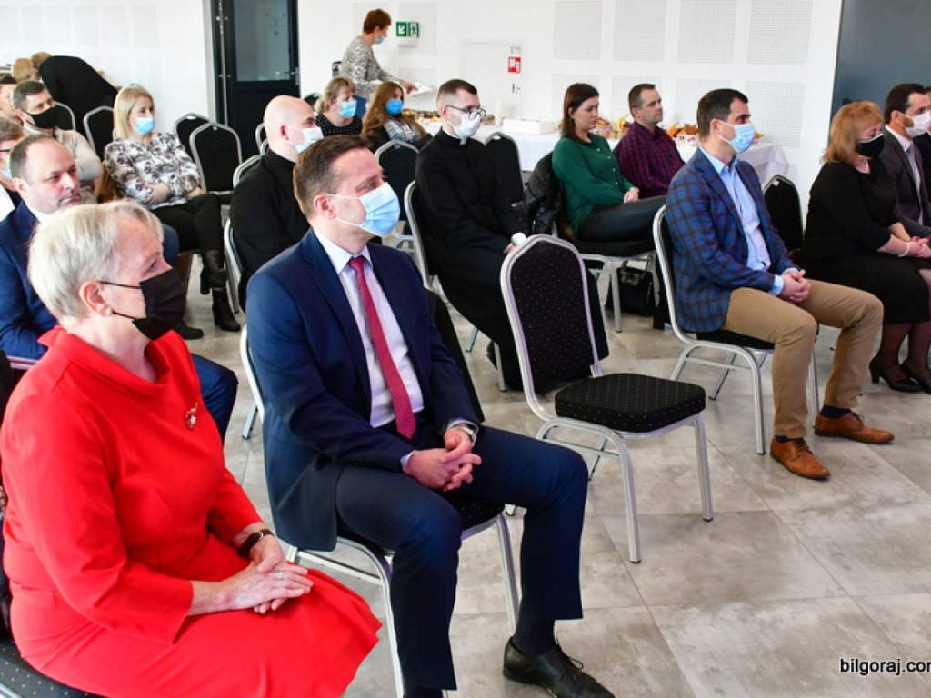 Spotkanie opłatkowe krwiodawców i jubileuszowa akcja poboru krwi w Majdanie Starym (FOTO)