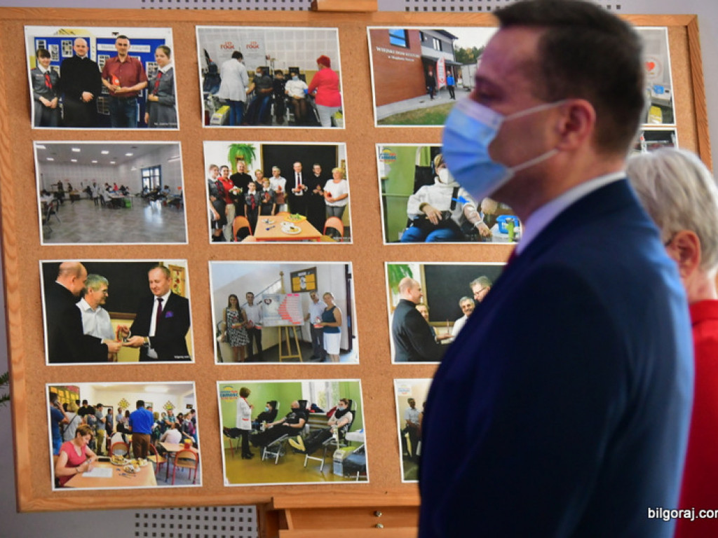 Spotkanie opłatkowe krwiodawców i jubileuszowa akcja poboru krwi w Majdanie Starym (FOTO)