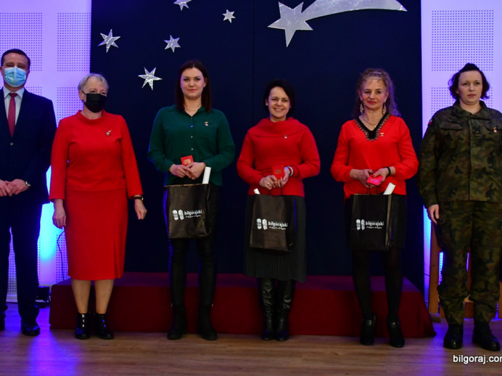 Spotkanie opłatkowe krwiodawców i jubileuszowa akcja poboru krwi w Majdanie Starym (FOTO)