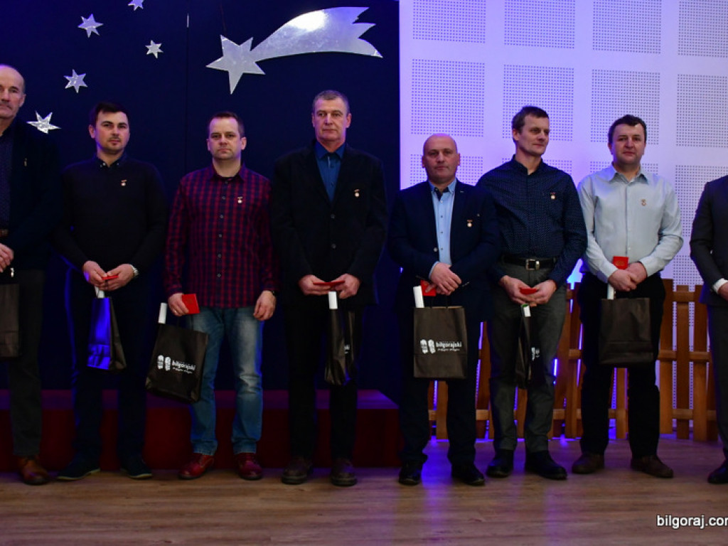 Spotkanie opłatkowe krwiodawców i jubileuszowa akcja poboru krwi w Majdanie Starym (FOTO)