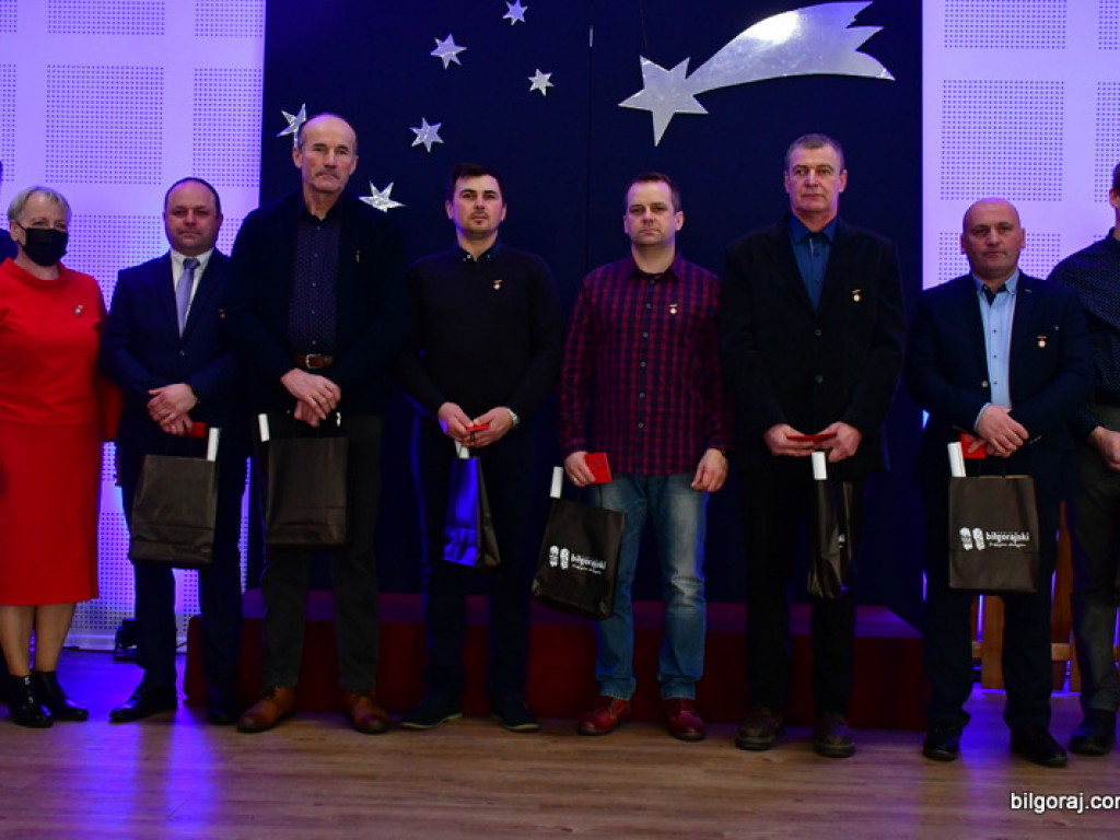 Spotkanie opłatkowe krwiodawców i jubileuszowa akcja poboru krwi w Majdanie Starym (FOTO)