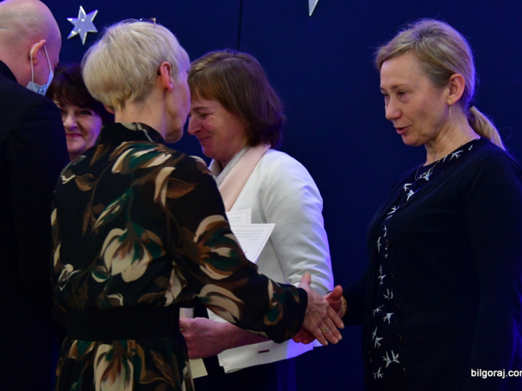 Spotkanie opłatkowe krwiodawców i jubileuszowa akcja poboru krwi w Majdanie Starym (FOTO)