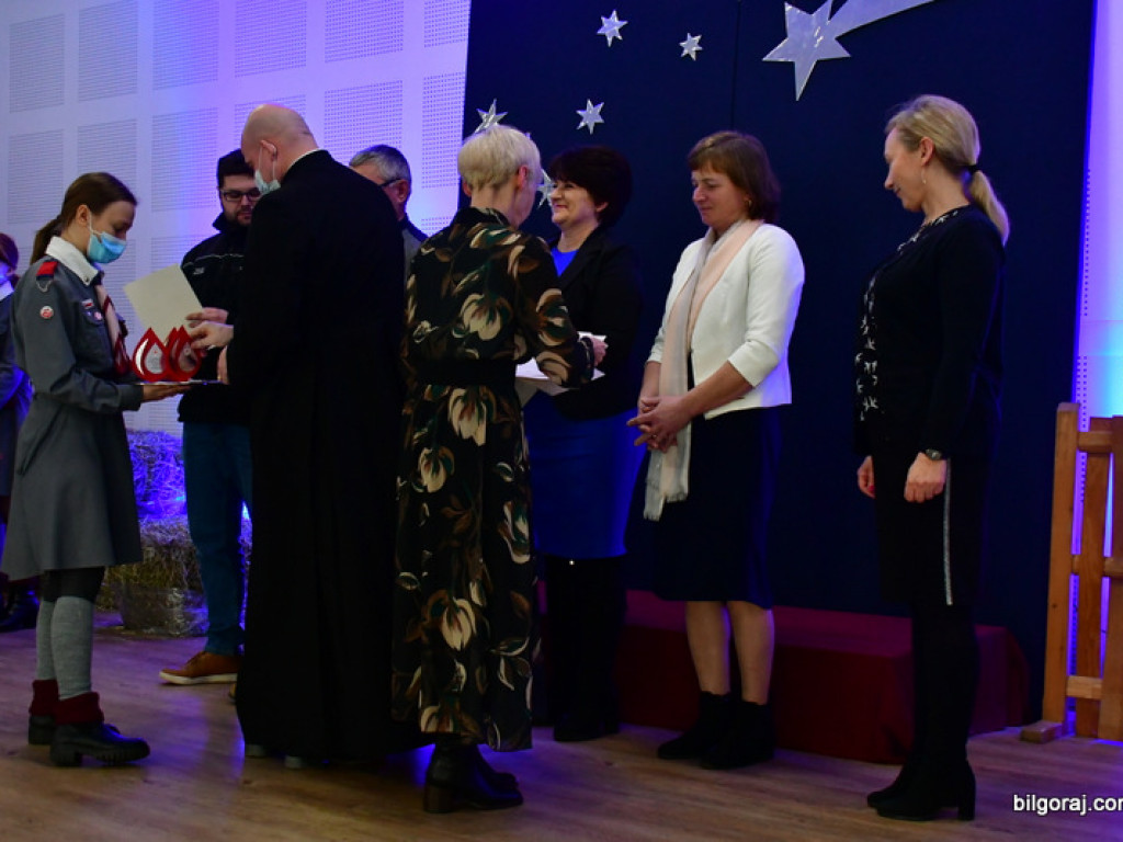 Spotkanie opłatkowe krwiodawców i jubileuszowa akcja poboru krwi w Majdanie Starym (FOTO)