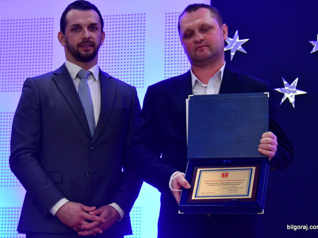 Spotkanie opłatkowe krwiodawców i jubileuszowa akcja poboru krwi w Majdanie Starym (FOTO)