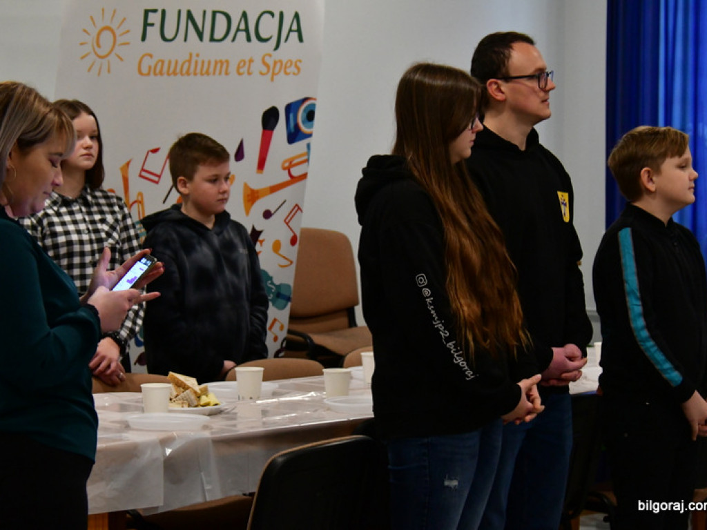 Spotkanie opłatkowe młodzieży skupionej w KSM (FOTO)