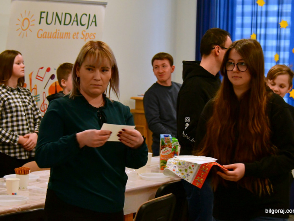 Spotkanie opłatkowe młodzieży skupionej w KSM (FOTO)