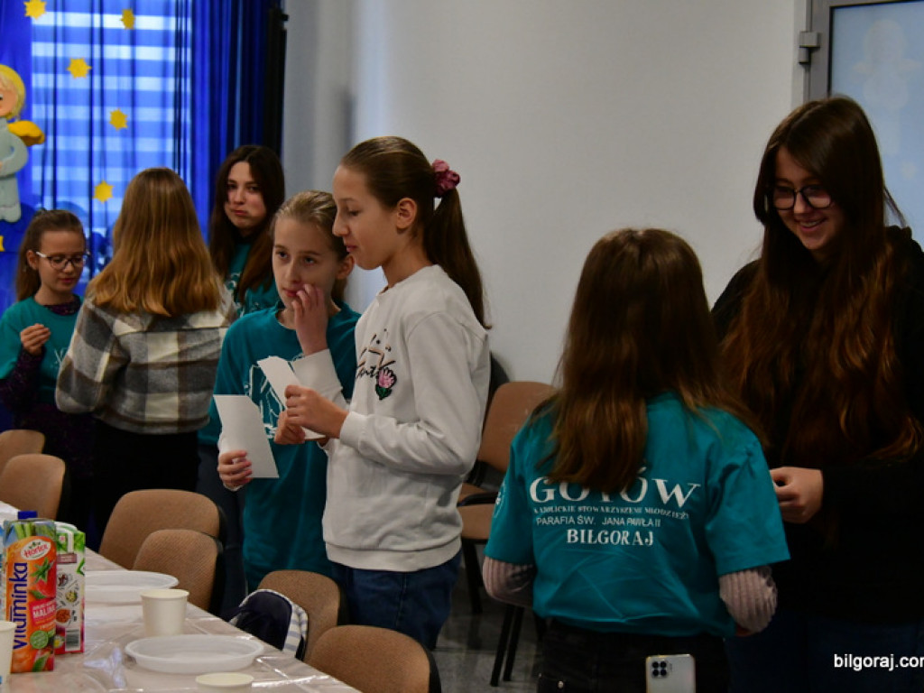 Spotkanie opłatkowe młodzieży skupionej w KSM (FOTO)