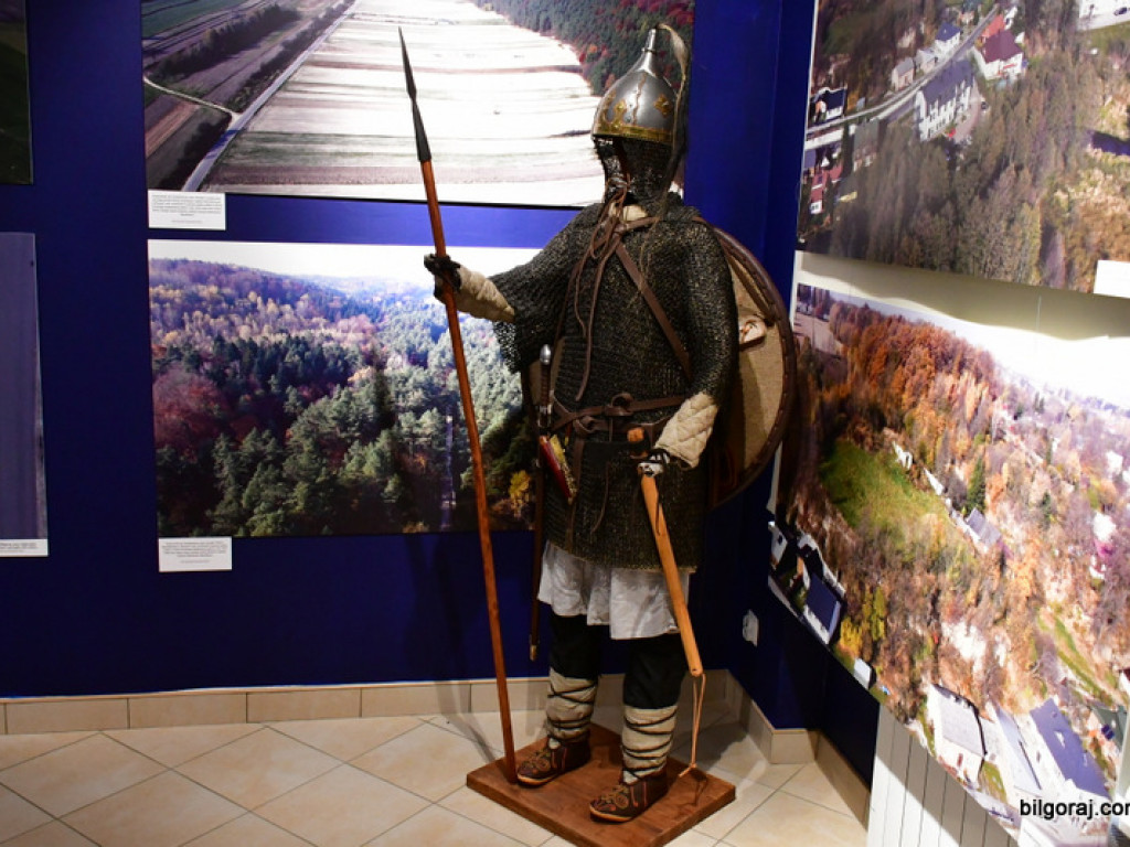 W poszukiwaniu przeszłości... wystawa niezwykłych zdjęć w MZB w Biłgoraju (FOTO)