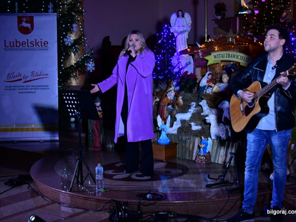 Koncert kolęd w wykonaniu Gosi Andrzejewicz (FOTO, VIDEO)