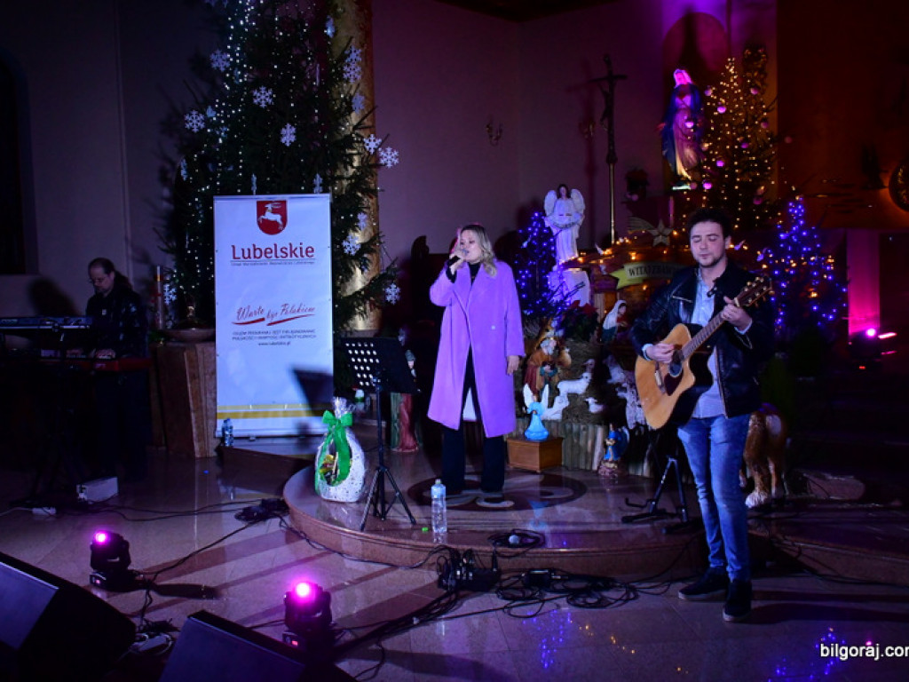 Koncert kolęd w wykonaniu Gosi Andrzejewicz (FOTO, VIDEO)
