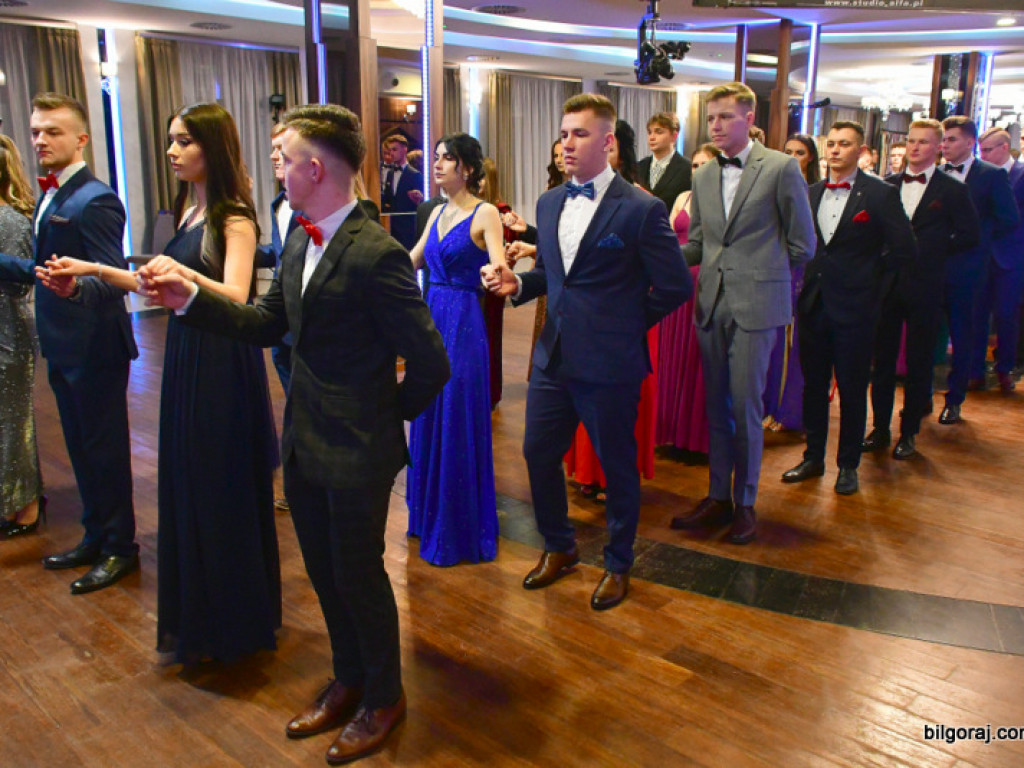 Studniówka uczniów biłgorajskiego Elektryka (FOTO, VIDEO)