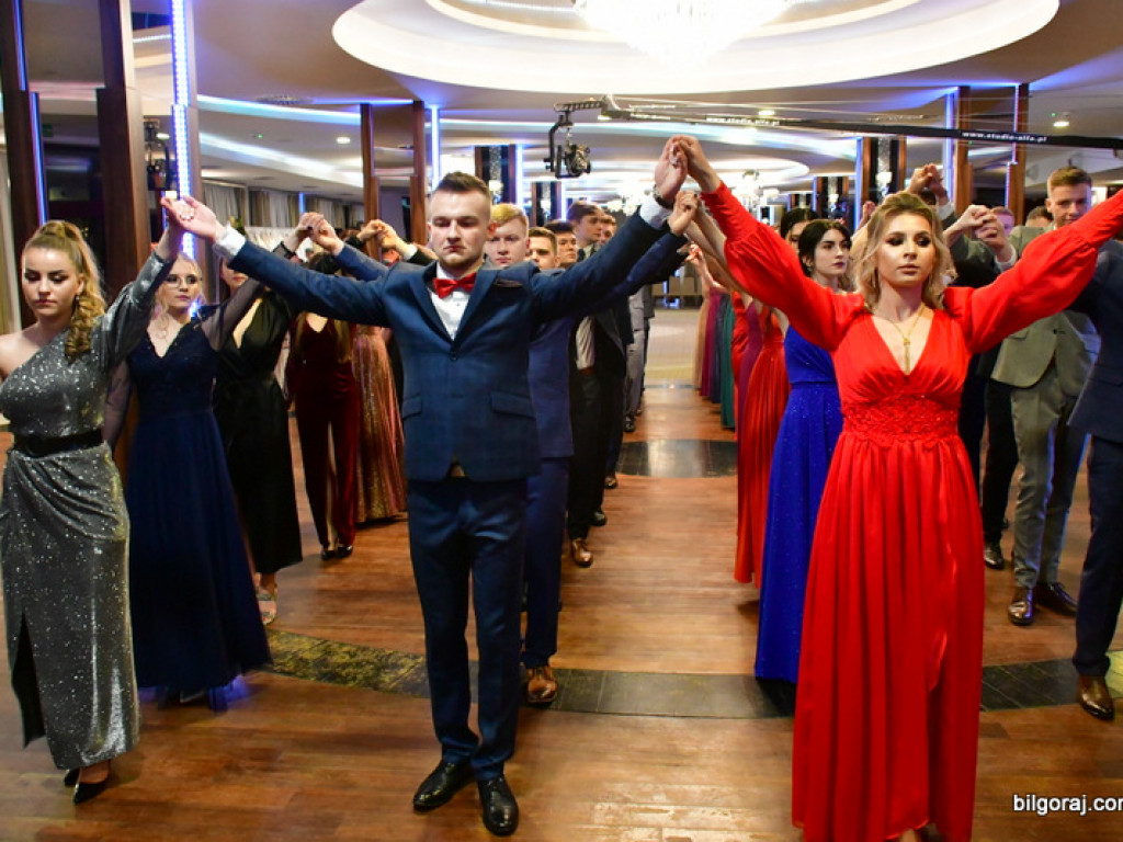 Studniówka uczniów biłgorajskiego Elektryka (FOTO, VIDEO)