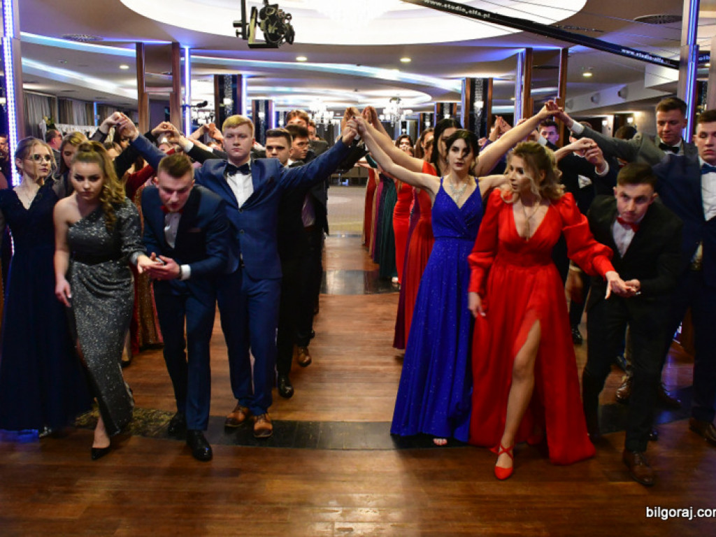 Studniówka uczniów biłgorajskiego Elektryka (FOTO, VIDEO)